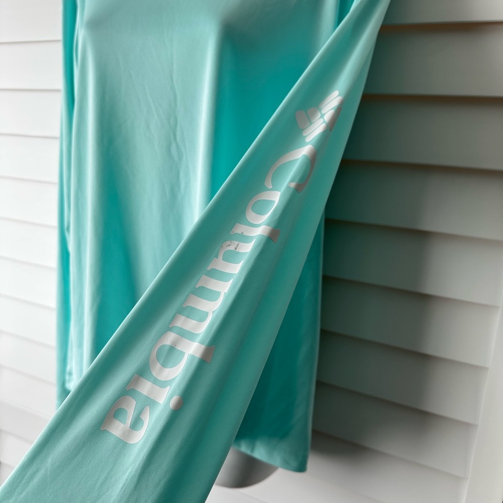 Columbia ~ long sleeve shirt